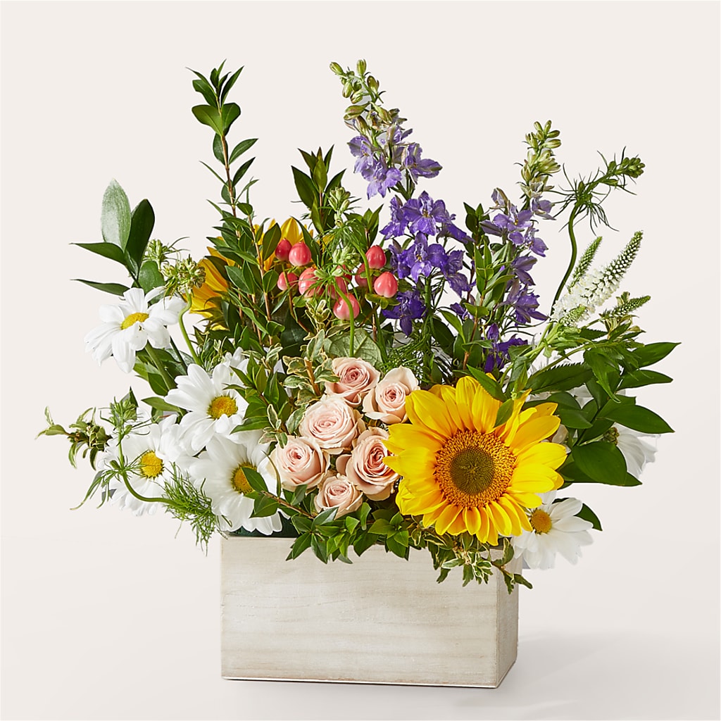The Good Life Bouquet – Jen-mor Florist Inc, Dover DE