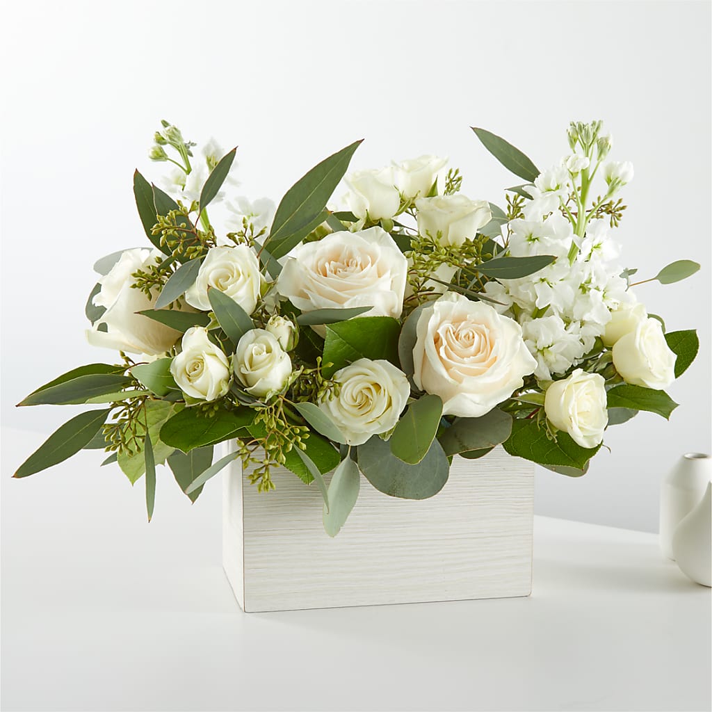 Fresh Linen Box Bouquet – Jen-mor Florist Inc, Dover DE