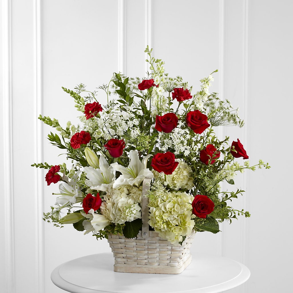 In Loving Memory Arrangement – Jen-mor Florist Inc, Dover DE
