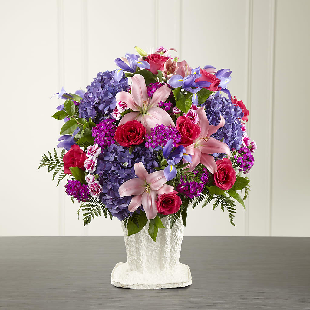We Fondly Remember Arrangement – Jen-mor Florist Inc, Dover DE