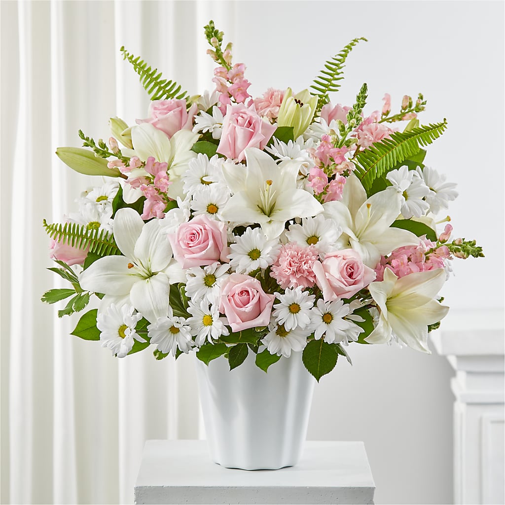 Soft Touch Tabletop Basket – Jen-mor Florist Inc, Dover DE