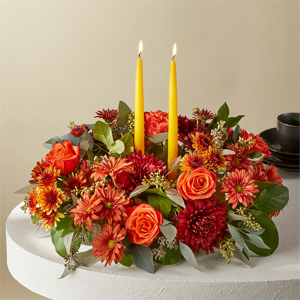 Ember Banquet Centerpiece – Jen-mor Florist Inc, Dover DE