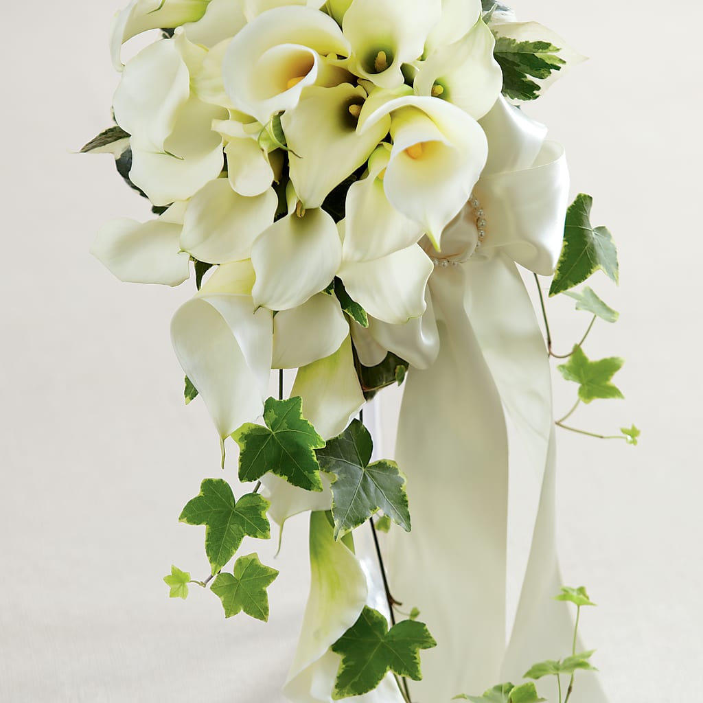 White Chapel Bouquet – Jen-mor Florist Inc, Dover DE