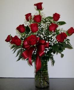 1 Dozen Roses Arranged