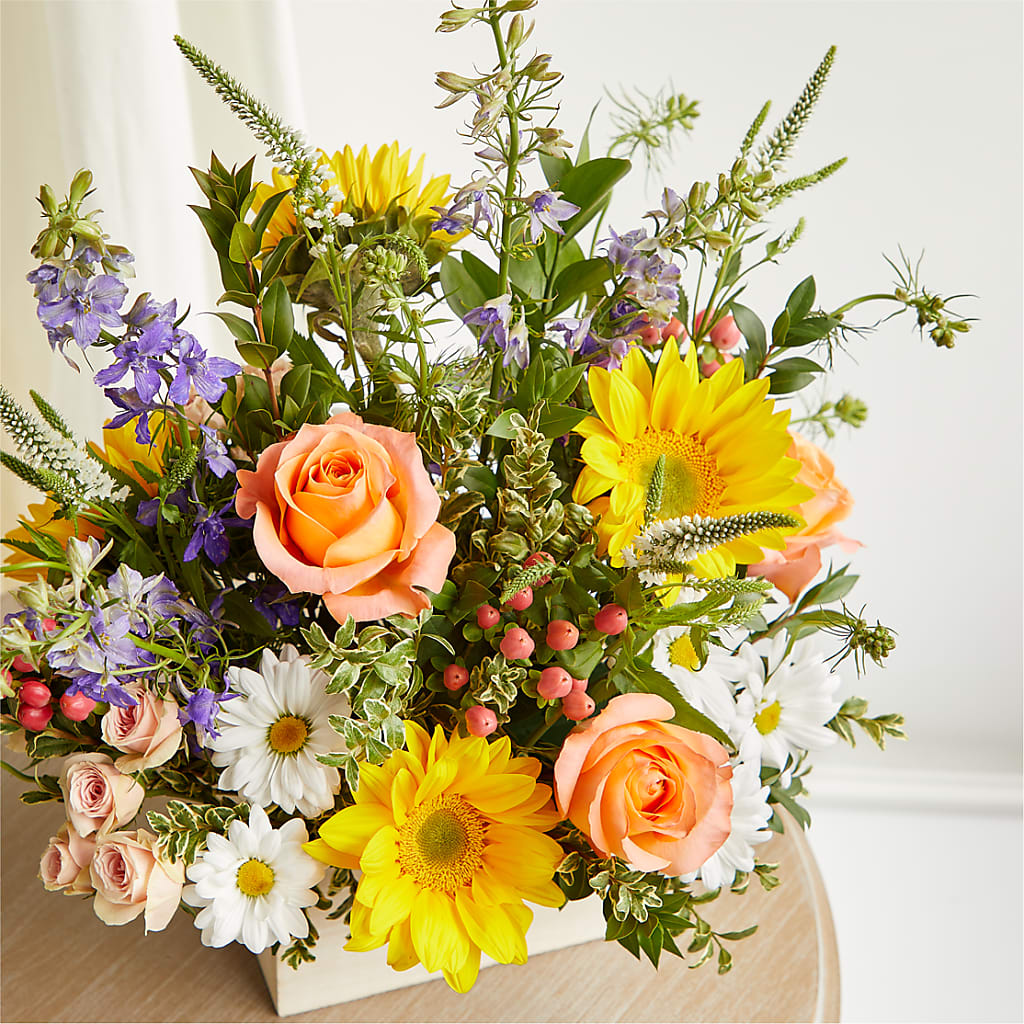 The Good Life Bouquet –  Jen-mor Florist Inc, Dover DE