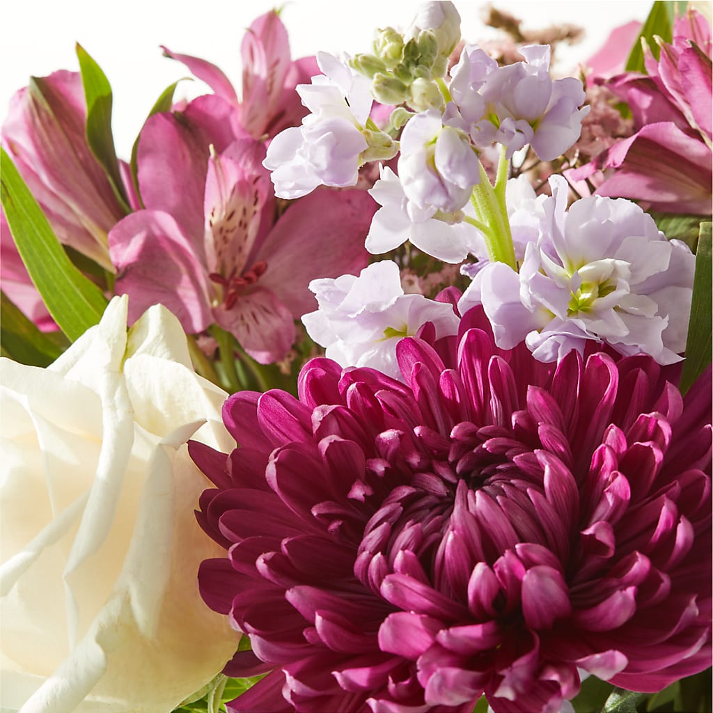 Amethyst Dreams Bouquet –  Jen-mor Florist Inc, Dover DE
